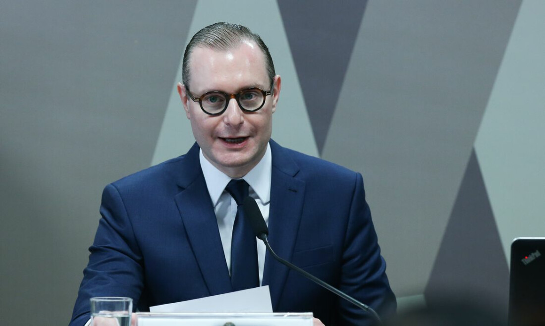 Cristiano Zanin é empossado no cargo de ministro do STF