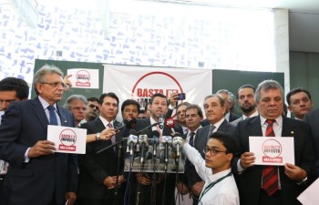 Grupo de parlamentares lança movimento contra a CPMF