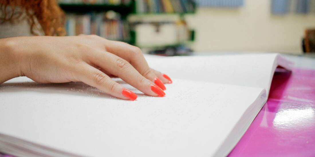 Biblioteca se destaca na inclusão com acervo em braile