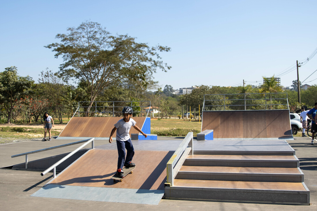 Itaquá inaugura pista de skate no Parque Ecológico 