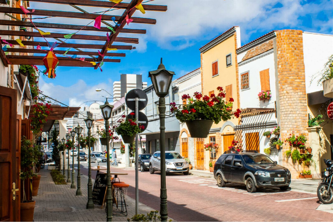 Vila Helio promove atrações gratuitas para famílias e visitantes neste sábado (12)