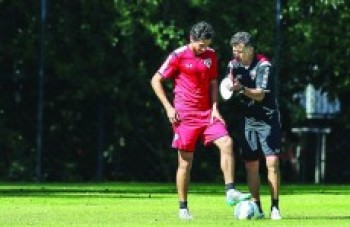 Ordem no São Paulo é vencer a Chapecoense