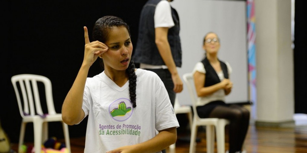Braille: acessibilidade melhora no Brasil, mas ainda precisa avançar