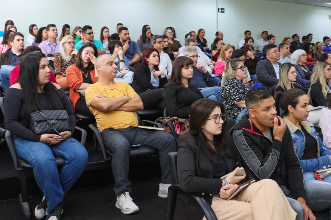 Itaquá oferece curso superior em gestão pública para 250 servidores