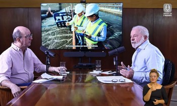 Paraguai deve ser "parceiro privilegiado" do Brasil, diz Lula