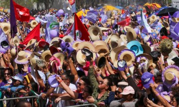 Lula cria pacto nacional de prevenção a feminicídios  