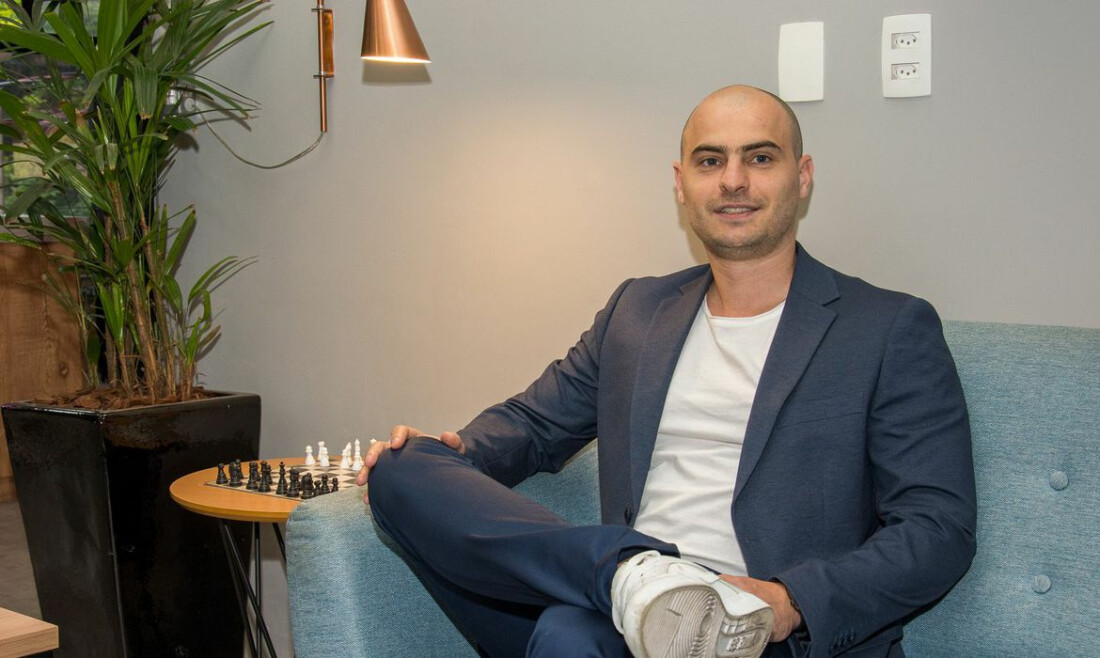 Emissão de visto de turismo para brasileiros nos EUA cresce quase 40%