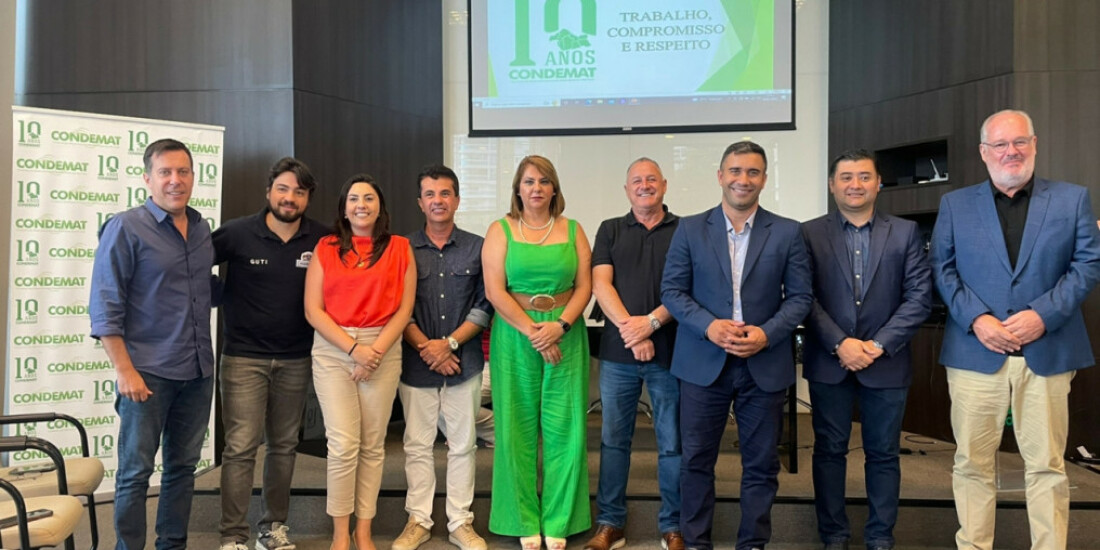 Prefeito de Mogi toma posse com presidente do Condemat