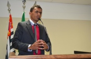 Câmara aprova projeto para agência ter banheiro