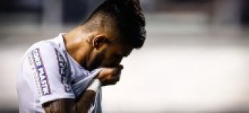 Gabriel lembra retrospecto recente para apostar no Santos no clássico
