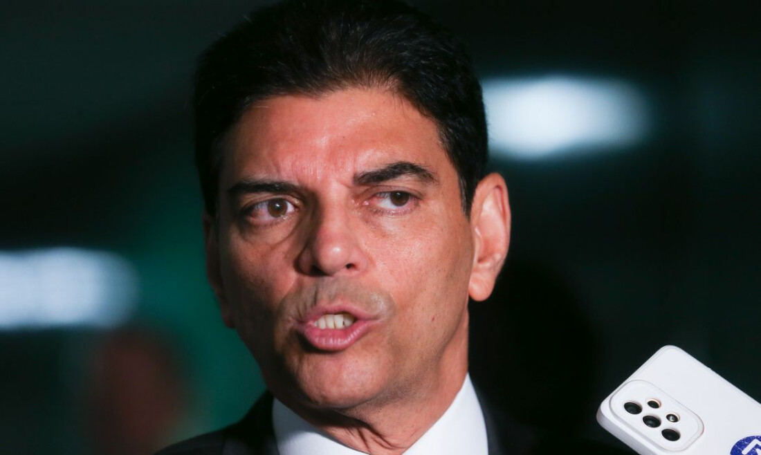 Relator rejeita exclusão de ciência e tecnologia do arcabouço fiscal