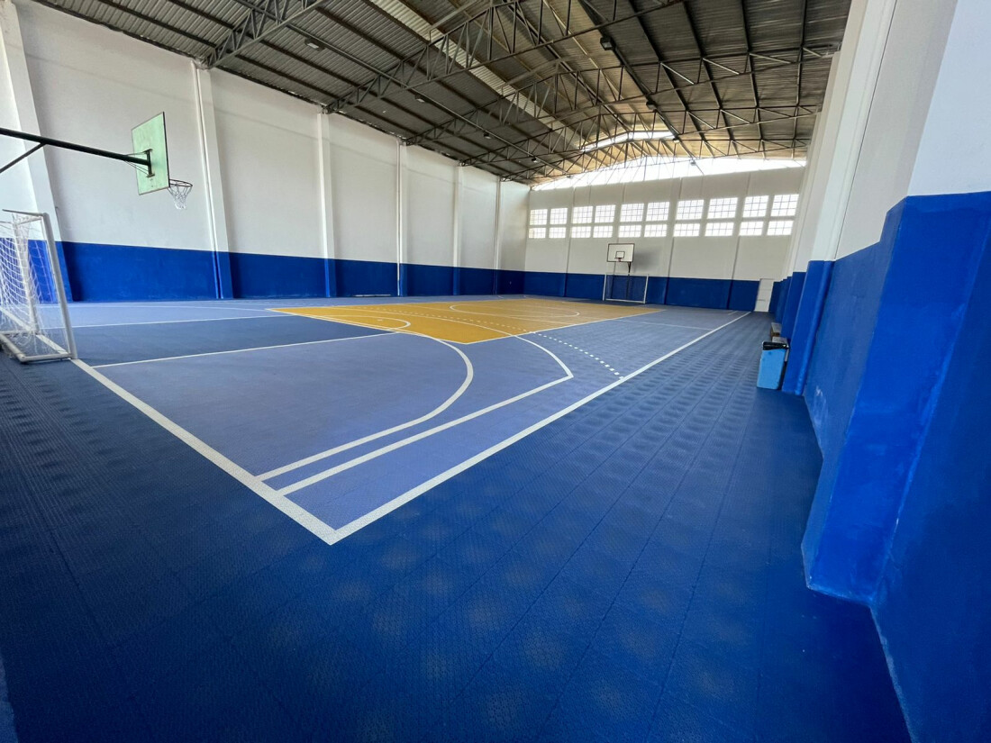 Após reforma, Itaquá reinaugura ginásio de esportes do Piratininga