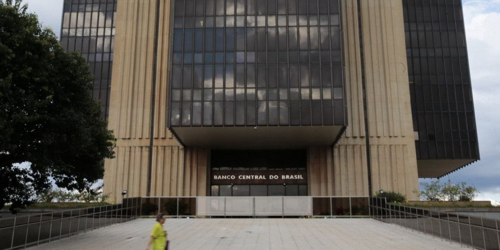 Mercado financeiro eleva projeção de inflação para este ano
