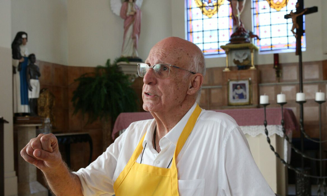 Ministério da Justiça concede medalha a padre Júlio Lancellotti