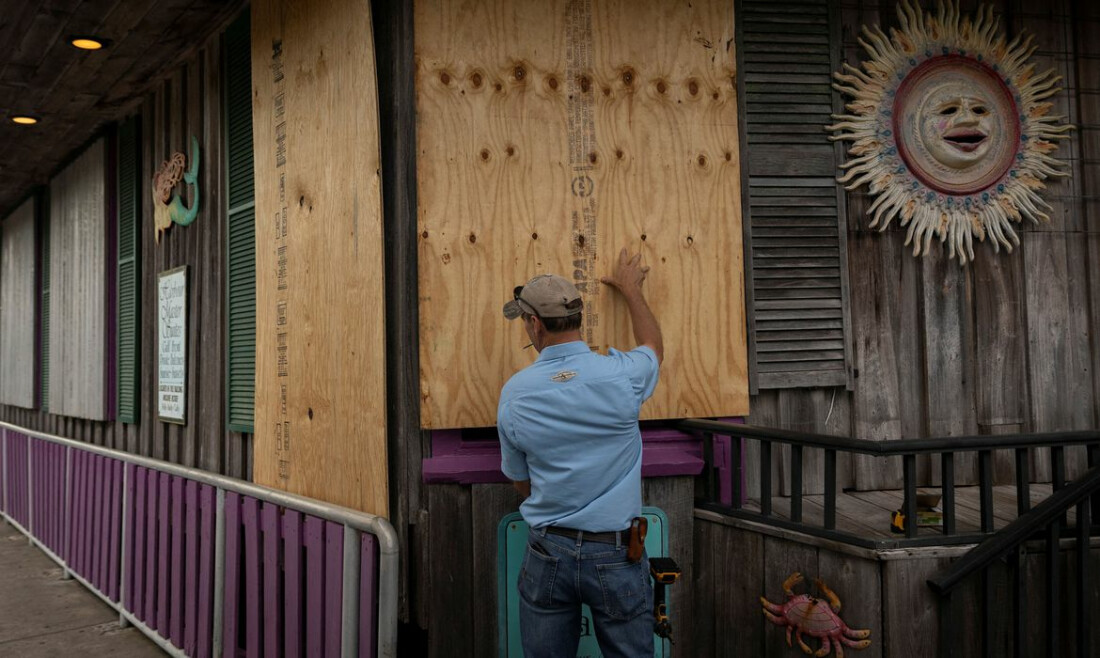 EUA: companhias aéreas cancelam mais de 850 voos com chegada do Idalia