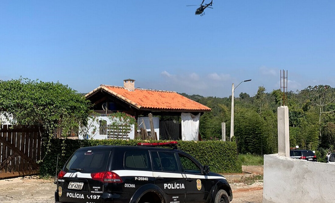 Operação de fiscalização embarga loteamento irregular no Parque São Martinho, em Jundiapeba