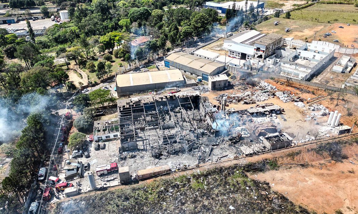 Cabreúva decreta luto de três dias após explosão em metalúrgica
