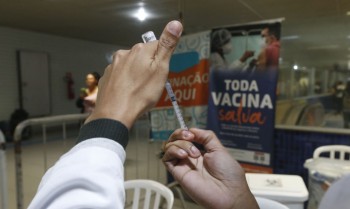 Secretaria de Saúde do Rio promove Dia D da campanha de multivacinação