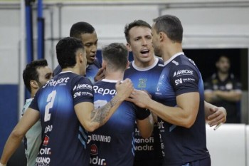 Suzano Vôlei vence Guarulhos por 3x0