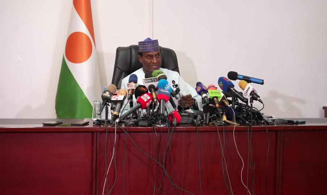 França negocia retirada de seus soldados do Níger