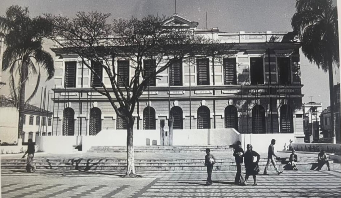 Escola Municipal Coronel Almeida, em Mogi, completa 127 anos nesta quarta