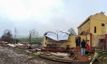Marinha resgata pessoas ilhadas no Rio Grande do Sul após ciclone