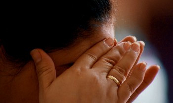Tratamento do burnout deve ser coletivo, diz especialista