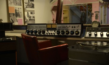 Rádio Nacional do Rio completa 87 anos com programação especial