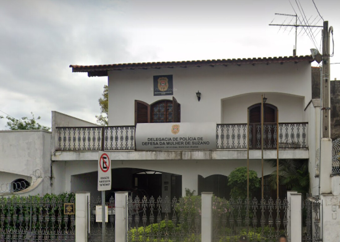 Homem agride companheira enquanto registravam o filho recém-nascido e é preso