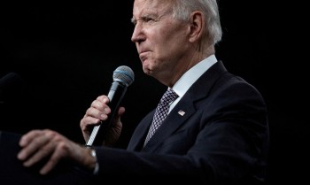 Biden acusa Rússia de ser "única responsável" pela guerra na Ucrânia