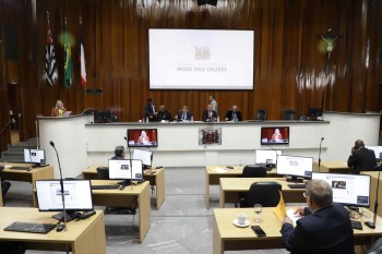 Vereadores cobram nova linha para atender pacientes do UnicaFisio 