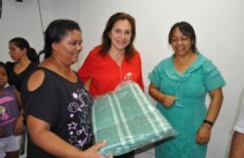 Campanha do Agasalho doa quase 8 mil peças