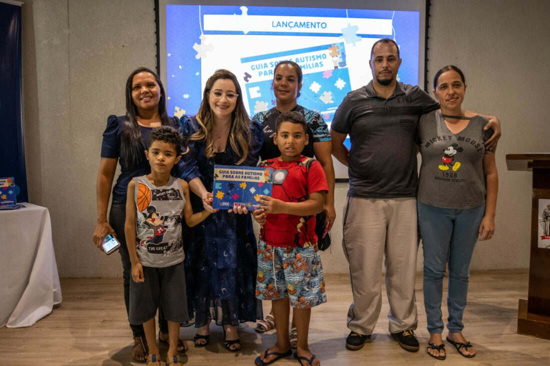 Educação de Itaquá lança guia sobre transtorno do espectro autista 