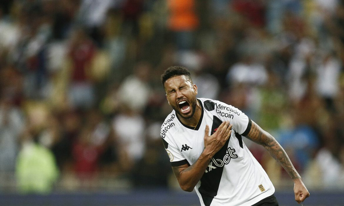 Brasileiro: Vasco derrota América-MG para sair da zona do rebaixamento