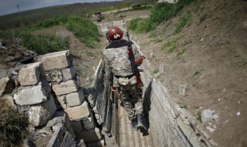 Nagorno-Karabakh: armênios étnicos fogem da morte, da guerra e da fome