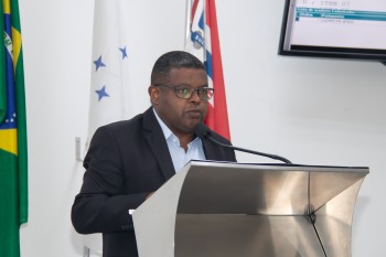 Projeto prevê orientação aos idosos contra fraudes e golpes na Internet