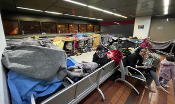 Mudança na regra de acolhimento a afegãos é vista com cautela