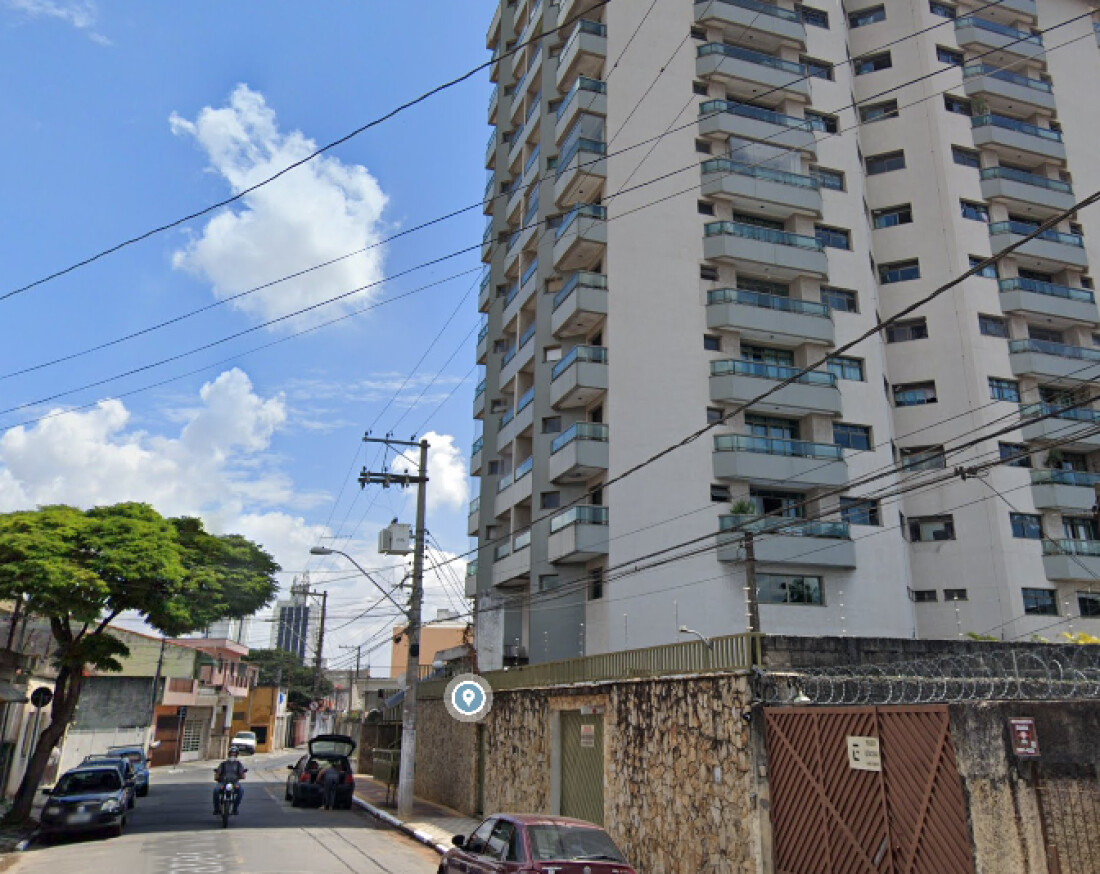 Idoso com Alzheimer morre ao cair do 3º andar de prédio em Suzano