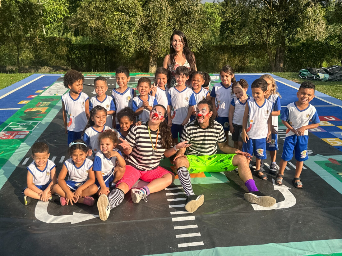 Espetáculo 'Sinal Verde' é assistido por mais de 600 alunos em Itaquá 