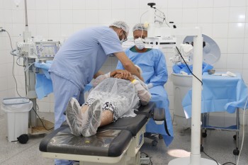 'Programa da Boa Visão' dá início às cirurgias de catarata em Suzano
