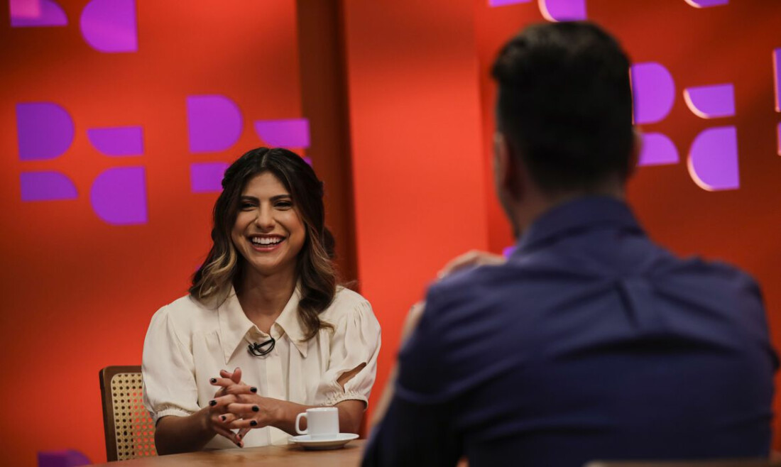 Camila Jara fala sobre política e vida pessoal no DR com Demori