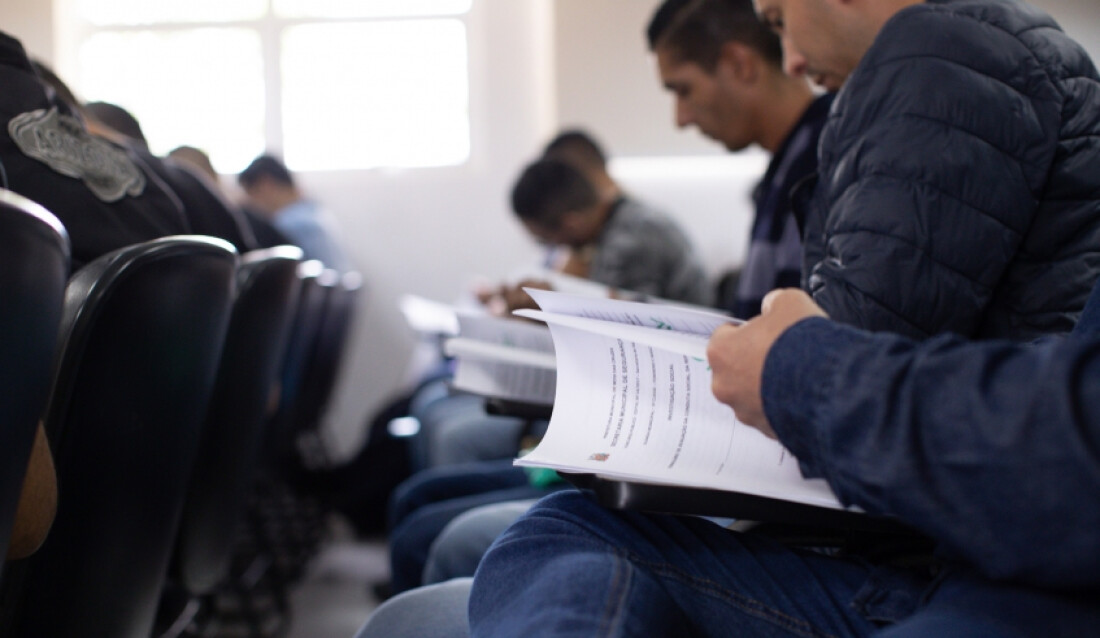 Convocados para a GCM se apresentam e entregam documentação