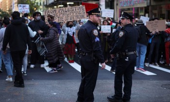 Milhares de pessoas se manifestam pela causa palestina em Nova York