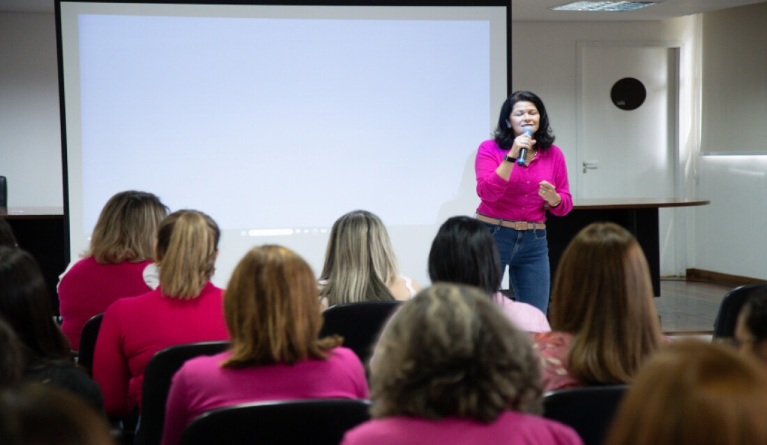 Mogi promove palestras e orientações sobre a Campanha Outubro Rosa