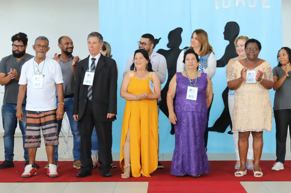 Poá realiza baile em comemoração ao Dia Internacional do Idoso