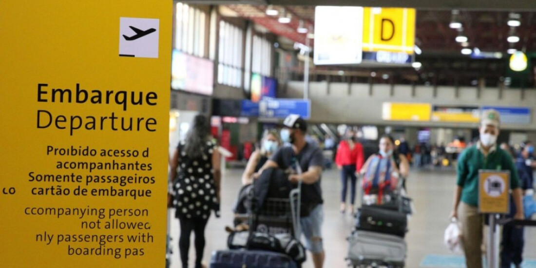 Greve dos aeronautas segue pelo 4º dia com voos atrasados