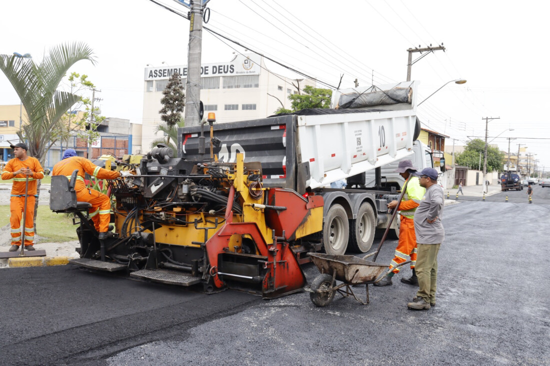 Primeira etapa de obras de pavimentação da rua Cidade Diadema é concluída