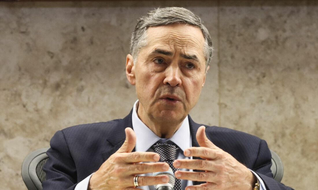 Educação deficiente