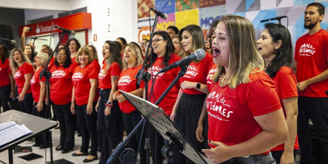Coral dos Servidores encerra Natal de Sorrisos