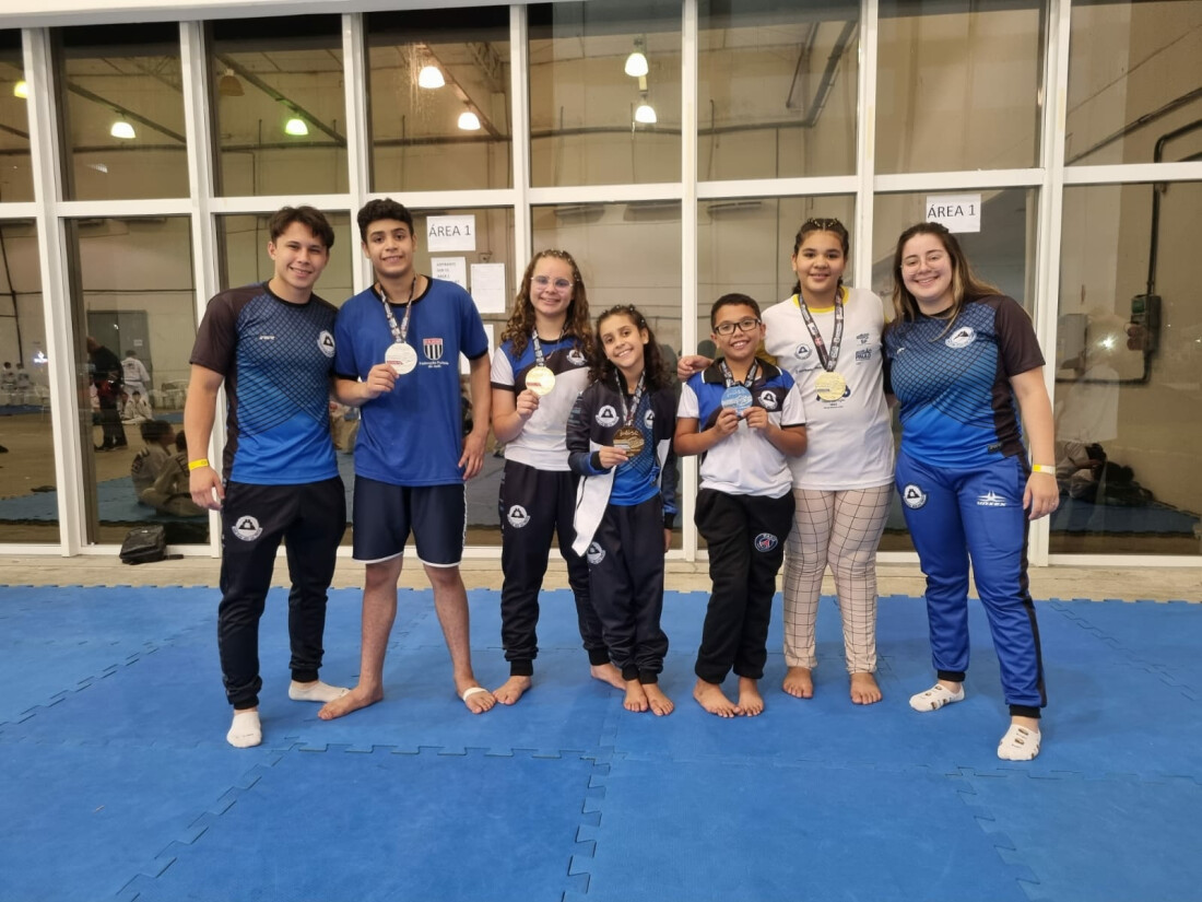 Judô Clube Mogi conquista sete medalhas no fim de semana 